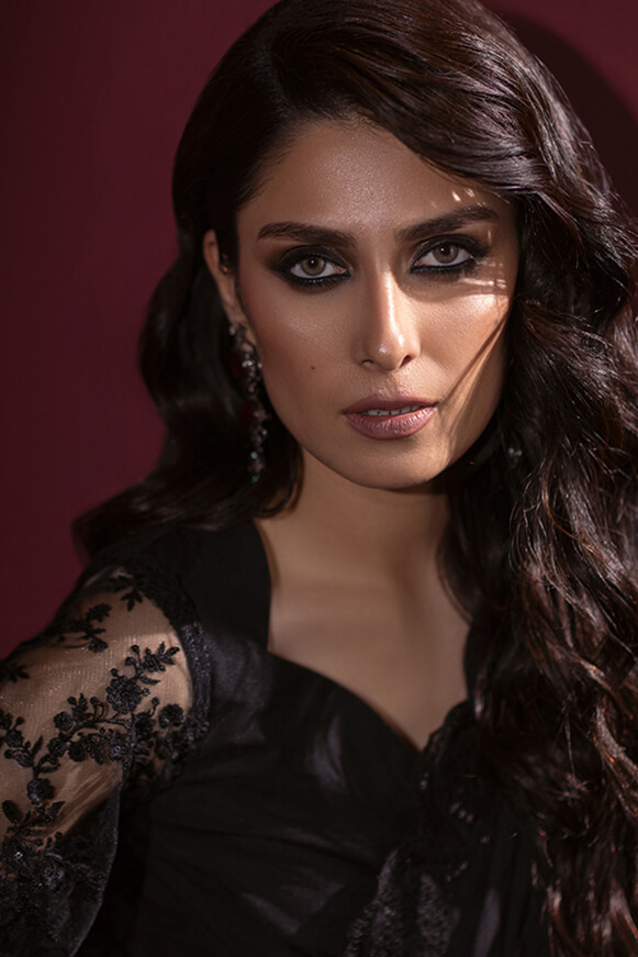 Black Saree - Image 5